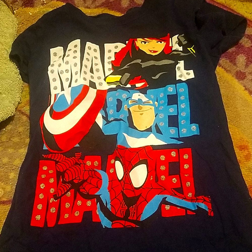 Tee shirt
